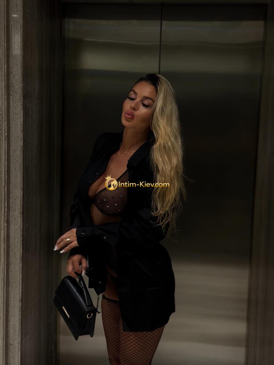 Alena photo 2