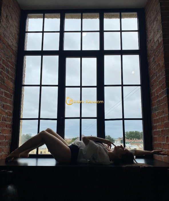 Stefaniya photo 4