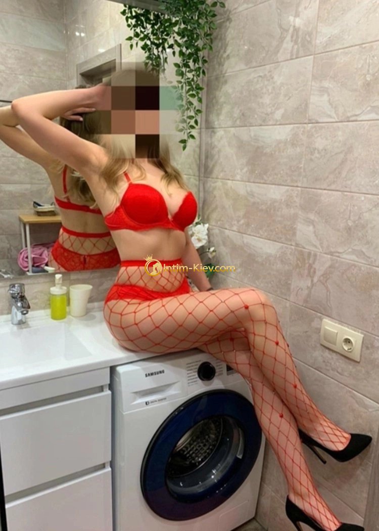 Проститутки Киева: Алина, размер груди 2