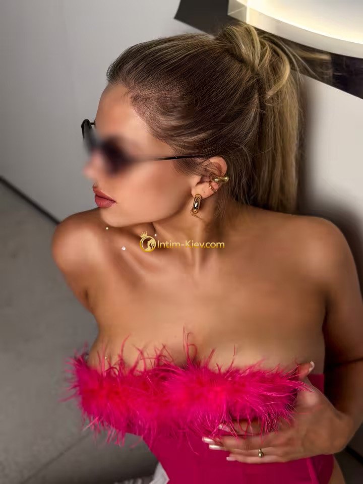 Vera photo 0