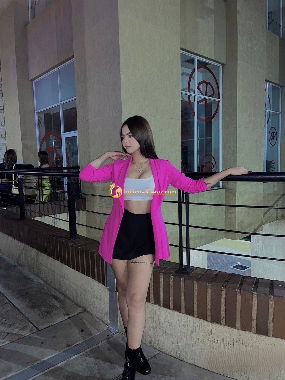Elya photo 0