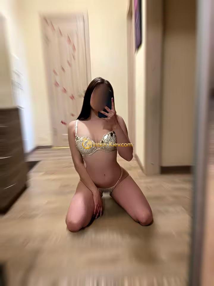 Индивидуалки Киева: Алена, Возраст 20 лет