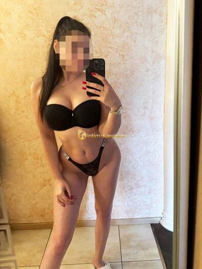 Карина👅😽 photo 1