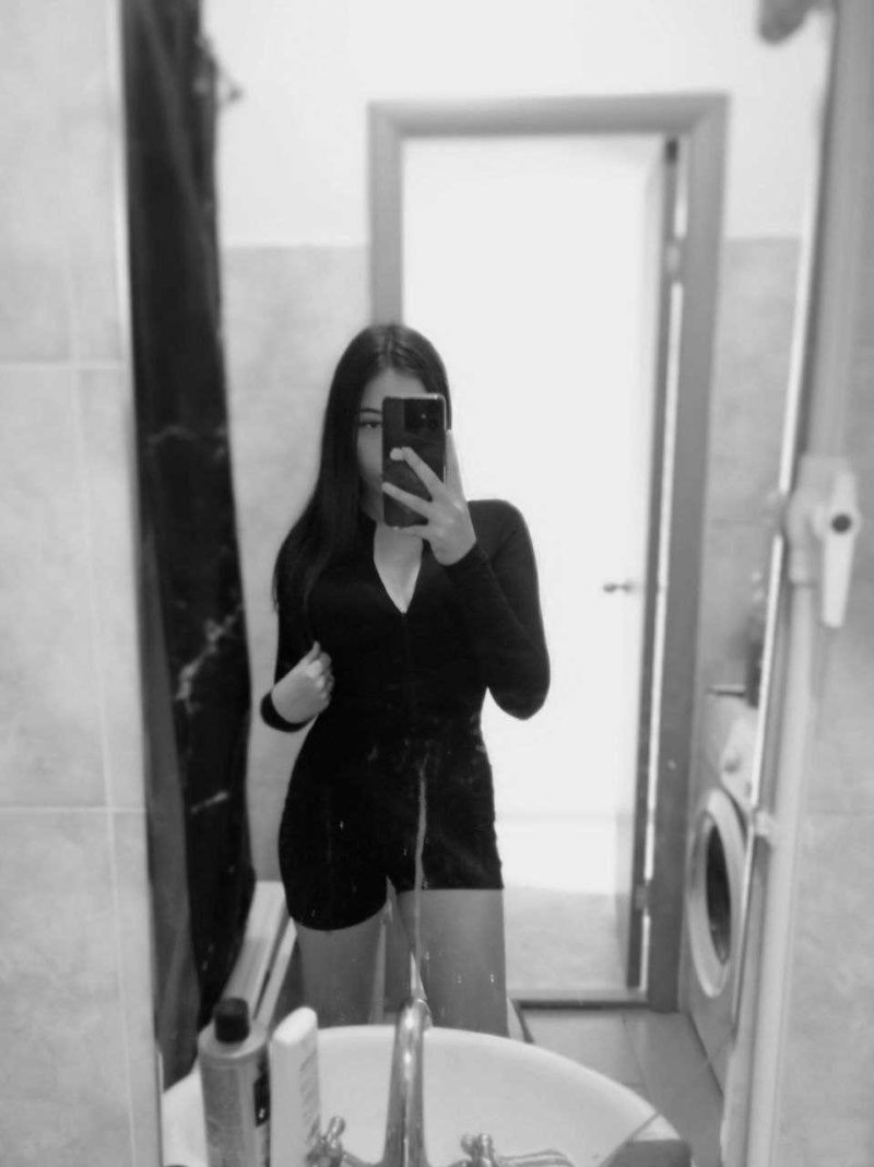 Индивидуалки Киева: Карина, возраст 18 лет