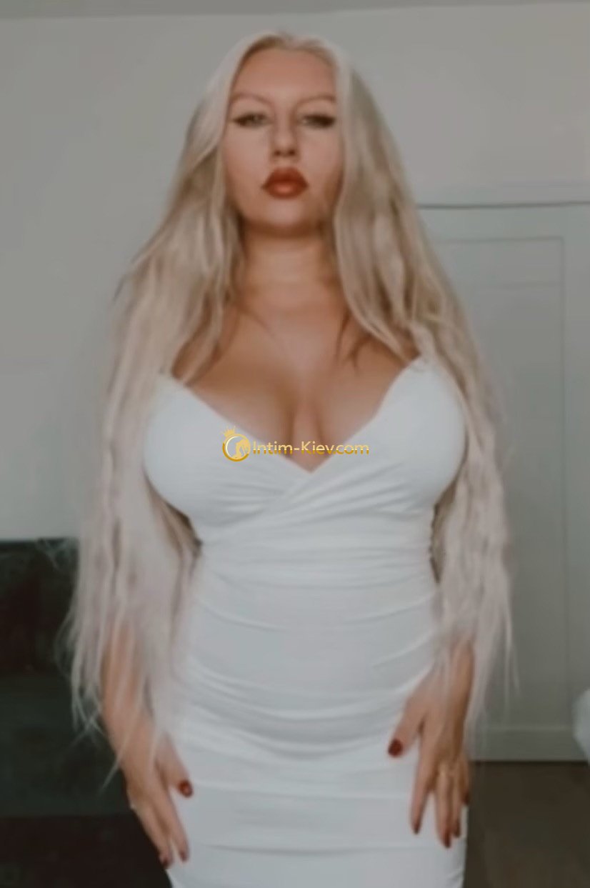 Ella photo 1